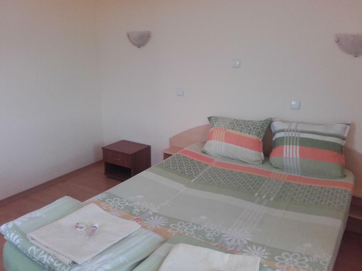 Hotel Aleksievata Kashta Gurgulyat Esterno foto