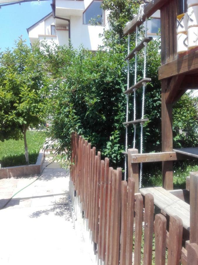 Hotel Aleksievata Kashta Gurgulyat Esterno foto